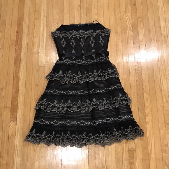 BCBG Embroidered Strapless Tiered dress - Picture 3 of 7